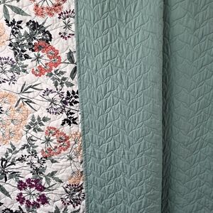 Home Expressions Avery Botanical Quilt – Malachite Green